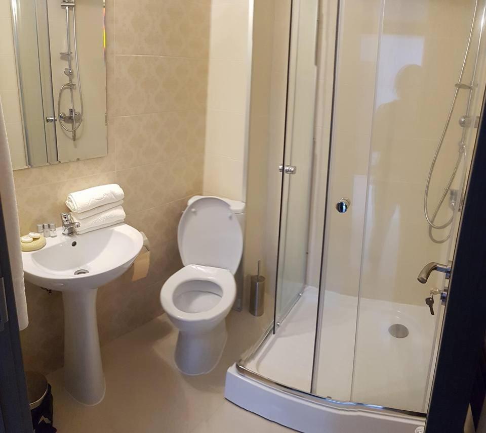 Casuta Din Padure Panzió Dragus Kültér fotó